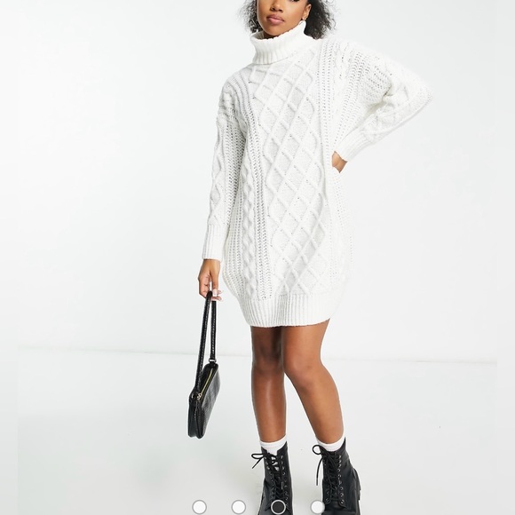 NWT- QED London turtle neck cable knit Sweater Dress - Picture 2 of 11